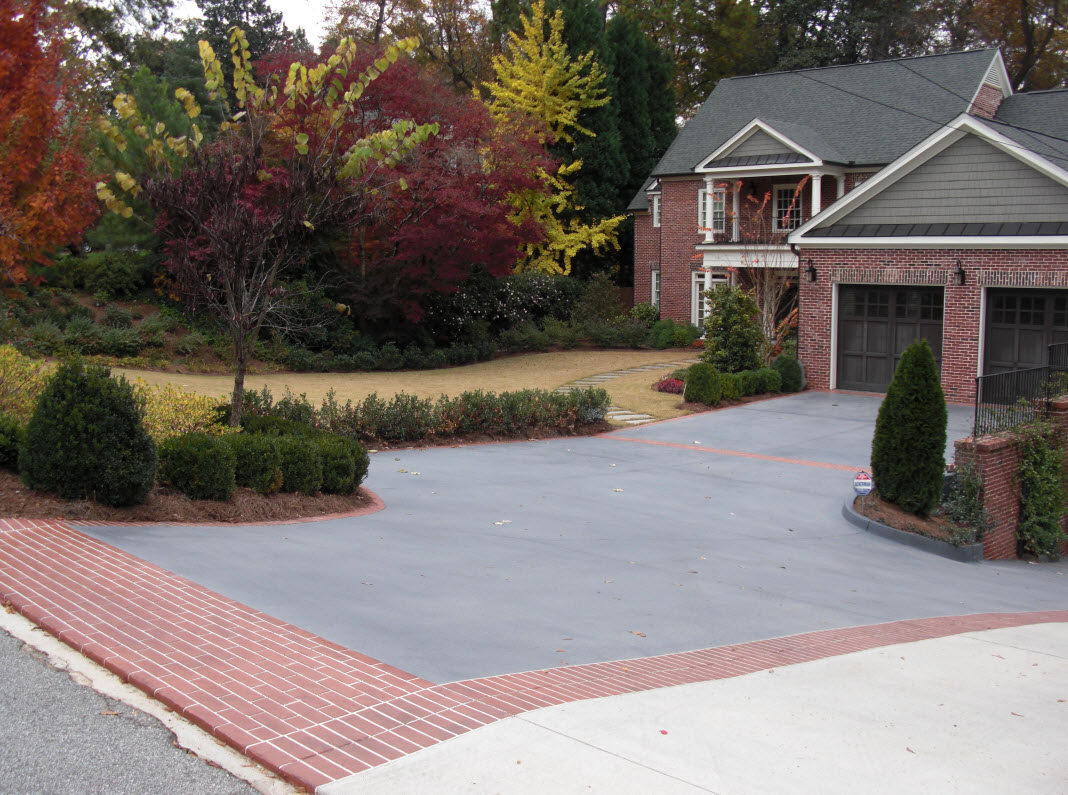 Decorative Driveway with Broom Finish Decorative Driveway with Broom Finish