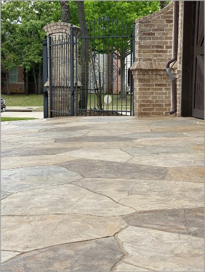 flagstone-concrete-driveway-decorative.jpg