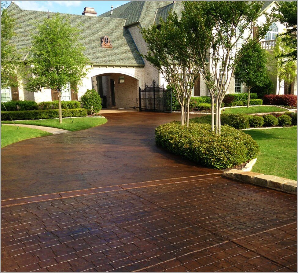 decorative-concrete-cobblestone-driveway decorative-concrete-cobblestone-driveway
