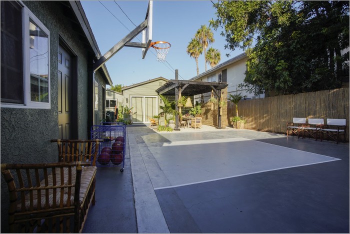 home-backyard-patio-concrete-entertain.jpg