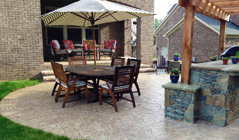 Stamped Flagstone Outdoor Entertaining Area
